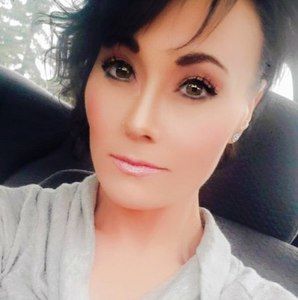 Meet your Posher, Lacey